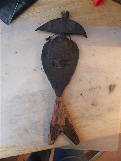 null Figure de reliquaire Kota
Gabon
H. 37 cm

Provenance
Collecté au Gabon par le...