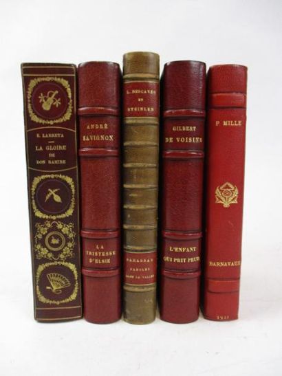 Livres anciens et modernes MILLE (P). Barnavaux. P., Crès 1921 - VOISINS (G. de)....