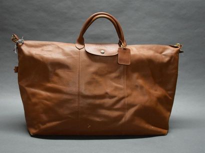 null LONGCHAMP Sac de voyage en cuir grainé et cuir beige, fermeture éclair sous...