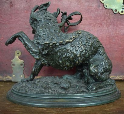 Sculptures des XIXe et XXe siècles Christophe FRATIN (1801-1864) Le loup piégé Bronze...