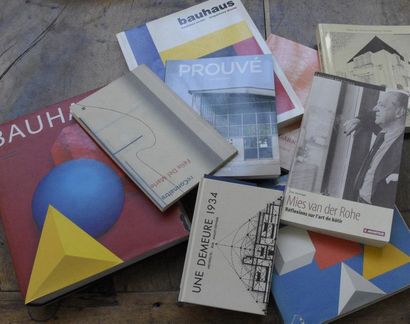 null [Architecture moderniste] - Bibliothèque de Robert Dussud

Magdalena DROSTE...