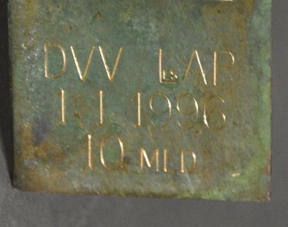 null Jan DESMARETS (1961)

Coureurs

Figurine en bronze marquée sous la base: DVV...