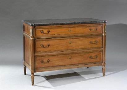 null Commode 

Epoque Louis XVI