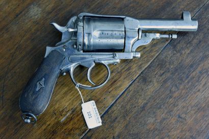 null AUTRICHE Revolver GASSER MONTENEGRIN, calibre 12 mm A cadre fermé avec portière....