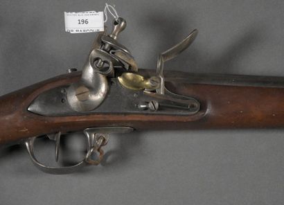 null FRANCE Fusil modèle 1777 modifié an IX, calibre 17 mm Monture bois à fût long,...