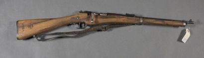 null *****FRANCE
Mousqueton BERTHIER, 1892 M15, calibre 8 mm
Monture bois, éléments...