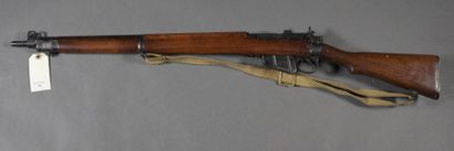 null *****GRANDE-BRETAGNE Fusil LEE ENFELD, calibre 303 Monture bois à fût long,...