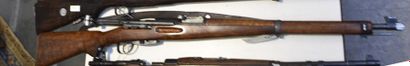 null *****SIAM Fusil MAUSER Type 66, calibre 8 mm Monture bois verni avec traces...