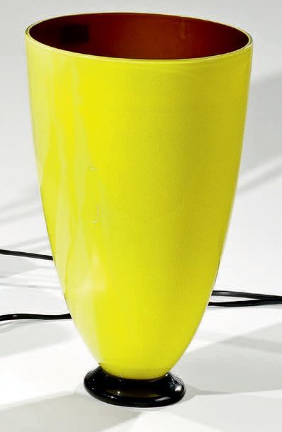 Barovier & Toso - Murano Grand vase en verre doublé jaune et marron sur une base...