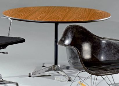 CHARLES (1907-1978) ET RAY (1912-1988) EAMES Édition HERMAN MILLER Table modèle «Aluminum...