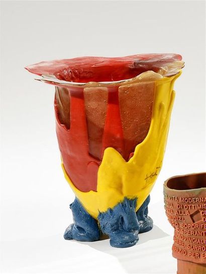 Gaetano PESCE (né en 1939) Édition Fish Design
Vase «Amazzonia» en résine souple...