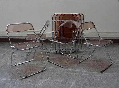 Giancarlo PIRETTI (né en 1940) Édition CASTELLI Suite de huit chaises pliantes modèle...
