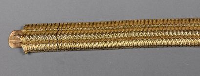 null Bracelet ruban en or jaune 18K (750°/°°) à maillons articulés
Poids brut 93...