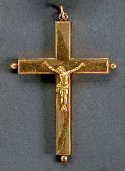 null Grande croix reliquaire ouvrante en or jaune 18K (750/°°) appliquée d'un Christ...