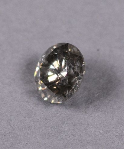 null Diamant taille brillant non monté pesant 1,09 ct, couleur «Natural Fancy Greenish...