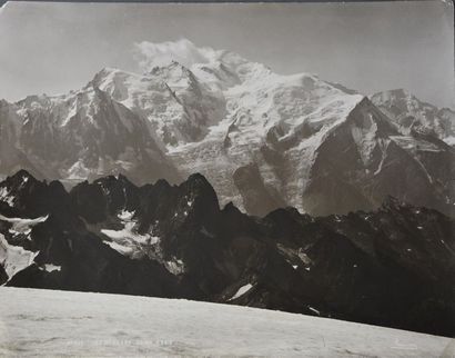 null Georges I TAIRRAZ (1968-1924) Le Mont Blanc vu du Buet, vers 1920 Tirage argentique...