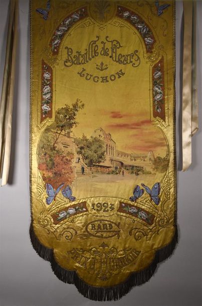 null Bannière de récompense, Bataille de fleurs, Luchon, 1924, décor peint et brodé...