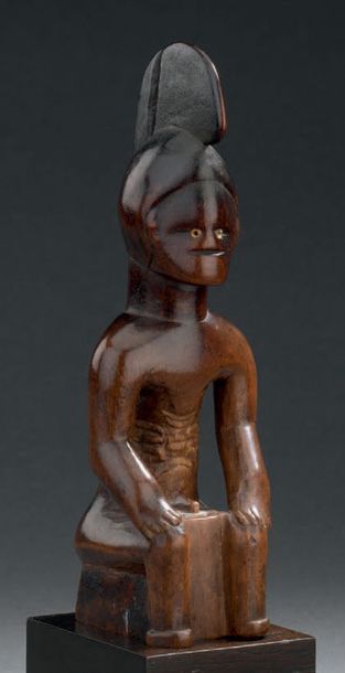 null Figure Bembe - CONGO
Bois
H. 16 cm

Provenance
Yann Ferrandin, selon qui proviendrait...