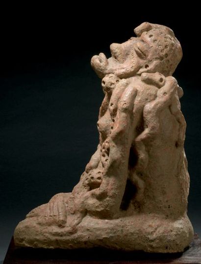 null Statue féminine agenouillée Djenné - MALI
Terre cuite
XIIe-XVIe siècle (selon...
