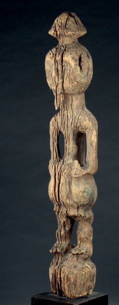 null Figure d'ancêtre Ekpu Oron - NIGERIA
Bois
H. 84 cm

Provenance
Galerie 62, Paris

Exposition
Musée...