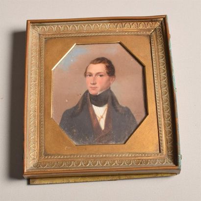 Ernst Gotthilf BOSSE (1785-1862) Portrait d'un homme jeune à la chaîne de montre,...