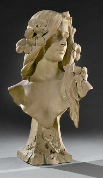 Georges COUDRAY (1883-1932) Buste de femme-fleur
Sculpture.
Épreuve en terre cuite...