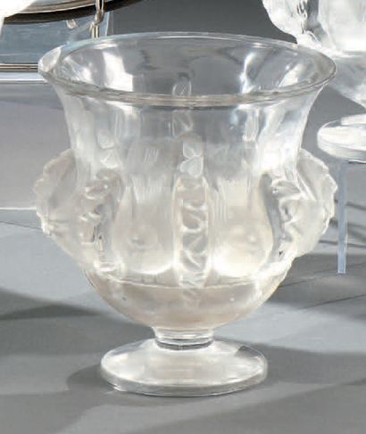 Maison LALIQUE d'après un modèle de Marc LALIQUE (1900-1977) Dampierre, le modèle...