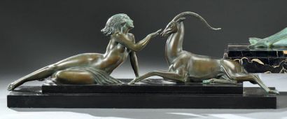 FAYRAL (Pierre LE FAGUAYS, dit) (1892-1962) Séduction
Groupe sculpté.
Épreuve en...