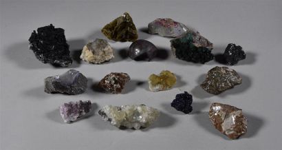 null LOT MINERAUX 15 PIECES