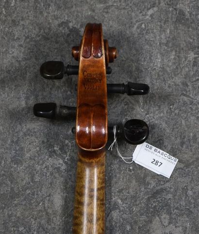 null Violon allemand début XX ème siècle, signé derrière la tête Conservatory Violin....
