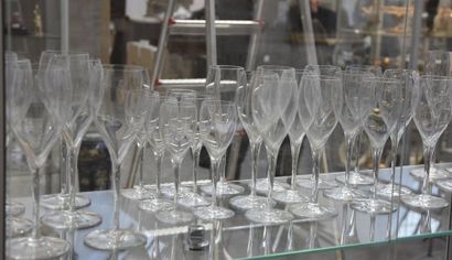 BACCARAT BACCARAT
Service de verres en cristal, modèle 'Saint-Rémy', comprenant:...