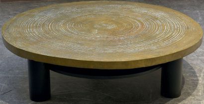 Ado CHALE (né 1928) Plateau de table modèle « Goutte d’eau » en bronze
Signée à la...