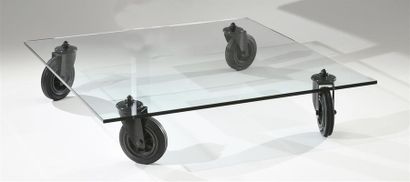 Gae AULENTI (1927-2012) - Edition Fontana Arte Table basse modèle «Tavolo» à plateau...