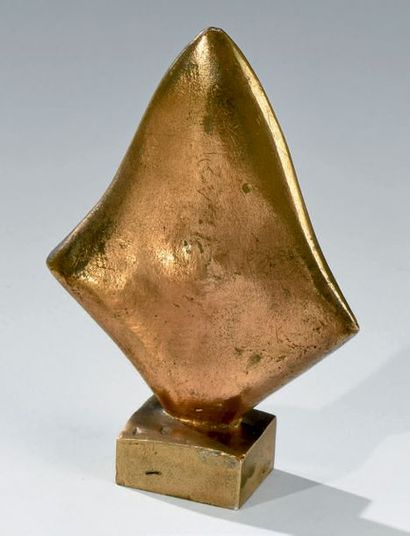 Yerassimos SKLAVOS (1927-1967) Flamme
Épreuve en bronze doré justifié 4/40 sur le...