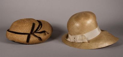 null Réunion de cinq chapeaux de dame pour l'été, vers 1920-1930 principalement,...