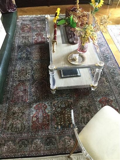 null Iran, travail moderne Deux tapis en soie sur trame de coton Jardin de paradis,...