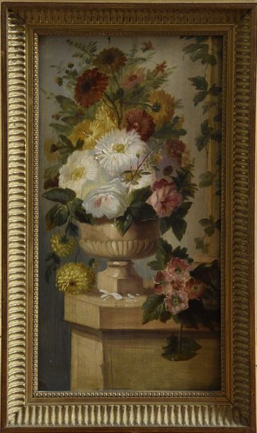 null Emile GODCHAUX (1860-1938) Bouquet de fleurs sur un entablement Huile sur panneau,...