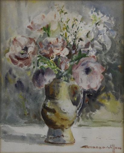null Marthe CHAMBARD-VILLON (1899-1992) Bouquet de fleurs Aquarelle H. 25,5 cm L....