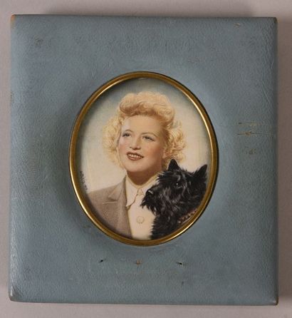 Aaron BILIS (1893-1971) Jeune femme blonde au chien, 1939
Miniature ovale, signée...