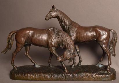 Louis-Albert Carvin (1875-1951) Deux chevaux
Bronze patiné, signé sur la terrasse
H....