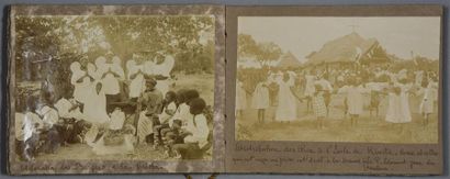 null Missionnaires au Zambèze, vers 1910-1920 (Zimbabwe)
Très intéressante réunion...