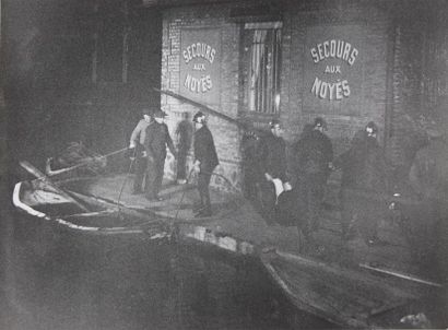 Roger Parry (1905-1977) Paris, la Seine, ses berges et ses canaux, vers 1935/50
Suite...