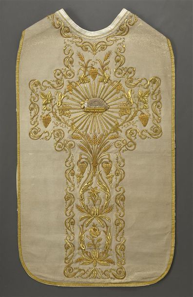 null Chasuble, étole et voile de calice, dernier tiers du XIXe siècle, chasuble en...