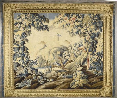 null AUBUSSON
Tapisserie à décor de pagodes au bord de l'eau encadrées de deux grands...