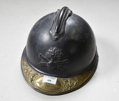 null France Casque Adrian modèle 1915 d'artillerie Bombe avec peinture bleue du deuxième...