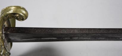 null France Sabre d'infanterie modèle 1845 Monture bronze une branche ciselée, fusée...