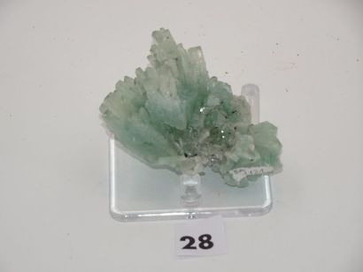 null RARE BARYTINE VERTE ZAIRE (7cm)