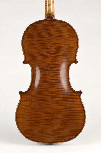 null Violon Albert Deblaye, année 1925, dont il porte l'étiquette. Sillet du haut...