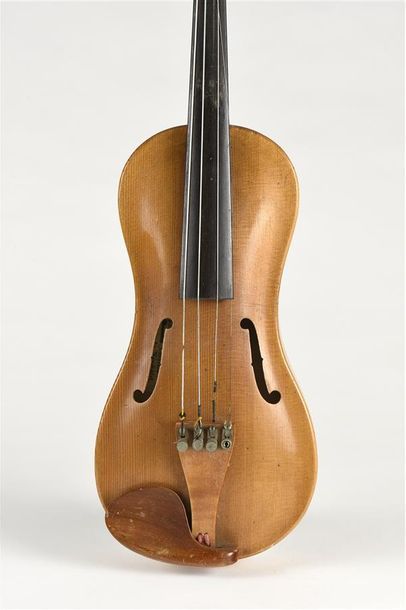 null Violon pochette fait par M & A. Jacot à Neuchatel (Suisse) dont il porte l'étiquette,...