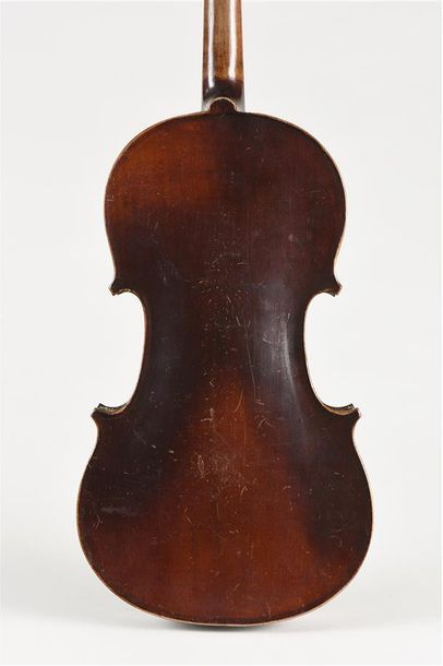 null Violon Jérôme Thibouville Lamy, modèle médio fino dont il porte les deux étiquettes....